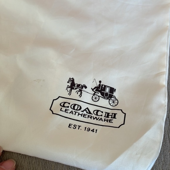 GUC - Coach Salmon Pink Tote - Picture 13 of 13